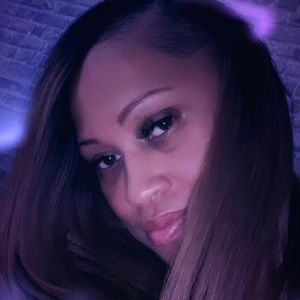 Meet your Posher, Chanel